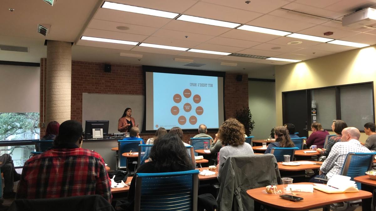 澳门金沙线上赌博官网 faculty learning in the Collaborative classroom